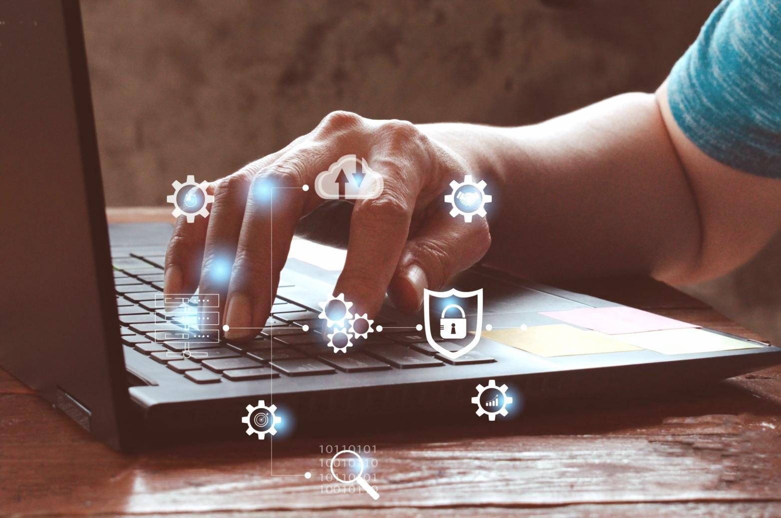 Lernumgebung mit modernen Arbeitsmaterialien